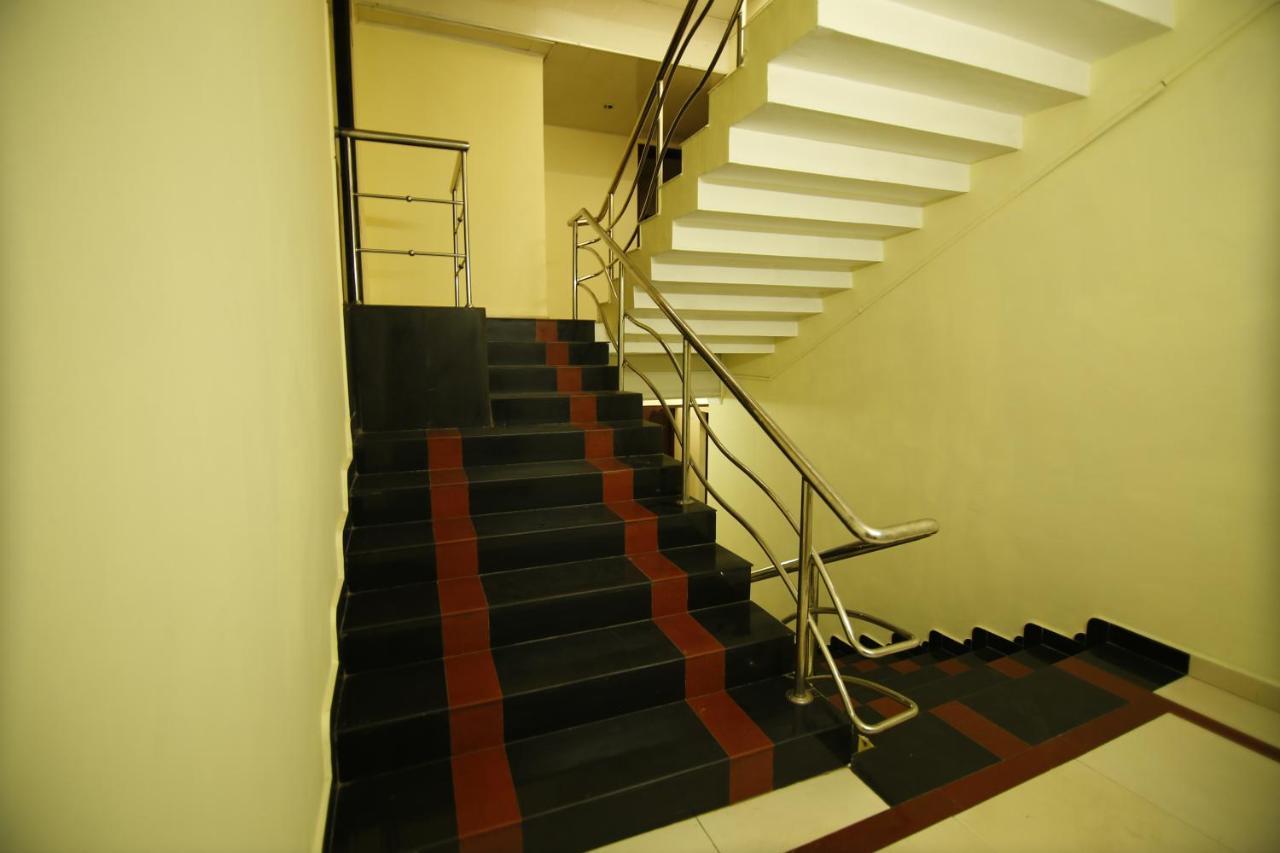Del-679 Hotel Munnar Ngoại thất bức ảnh